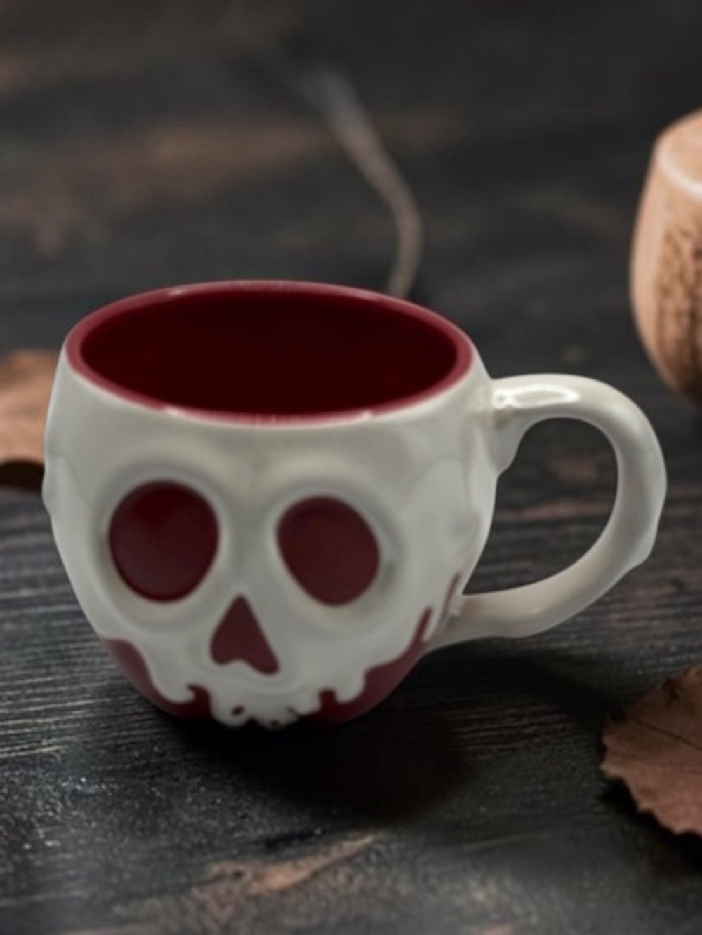 Disney Snow White Evil Queen Poison Apple Skull 2012 Red White Coffee Mug